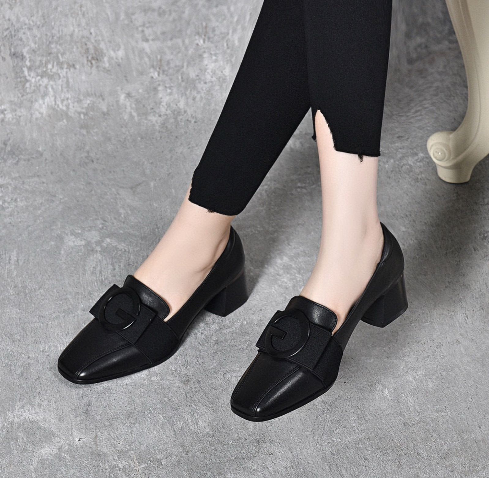 Zapatos de tacón de bloque estilo britán